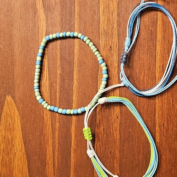 3pc Beaded Bracelet Set - Blue and Green - Picture 3 of 3